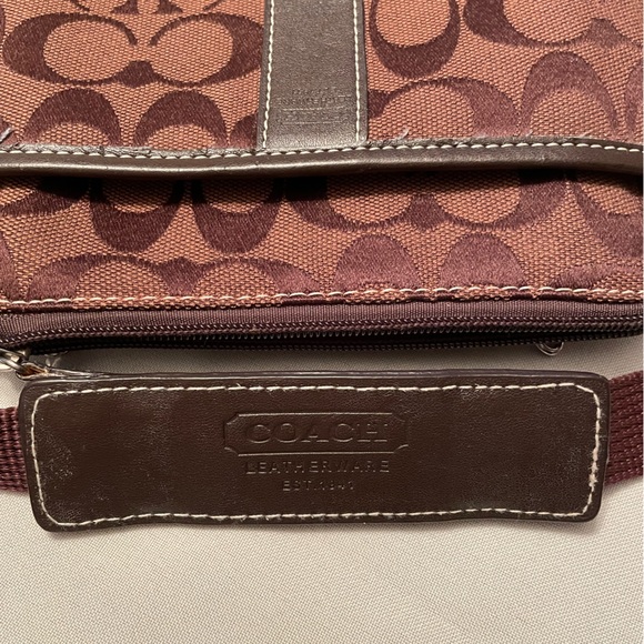 Coach crossbody - Picture 3 of 4